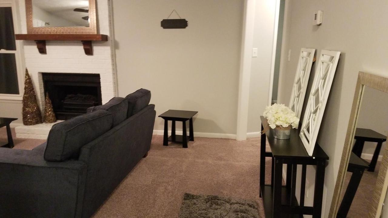 Cozy Cottage Feel, 5 Mins From Ft. Bragg Fayetteville Εξωτερικό φωτογραφία