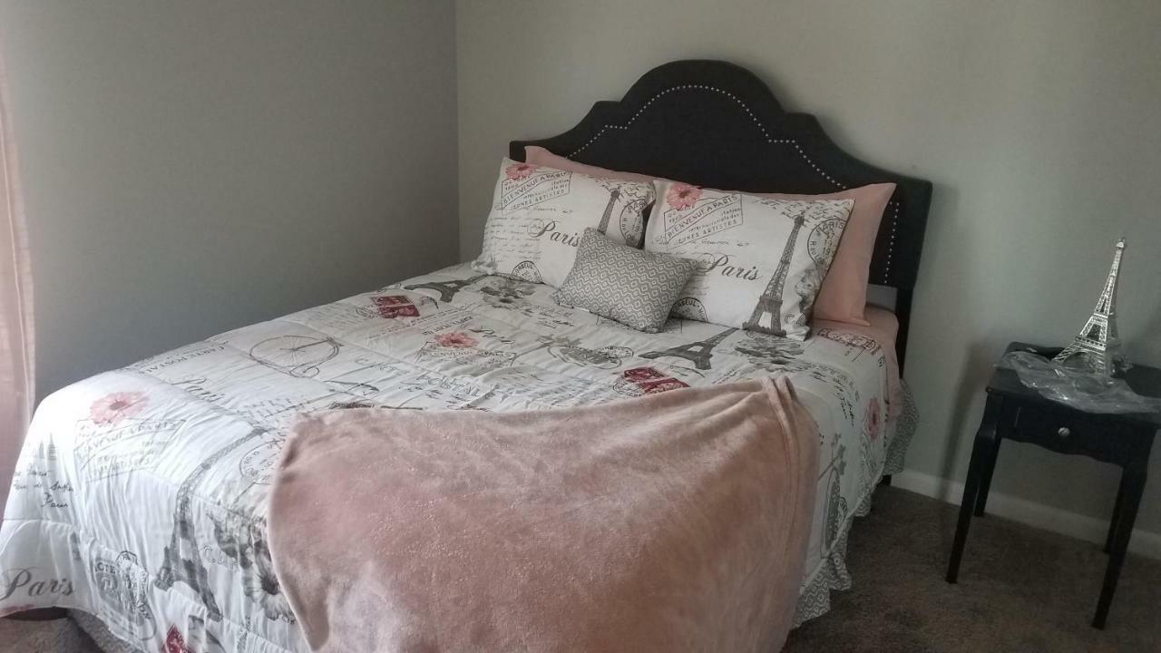 Cozy Cottage Feel, 5 Mins From Ft. Bragg Fayetteville Εξωτερικό φωτογραφία